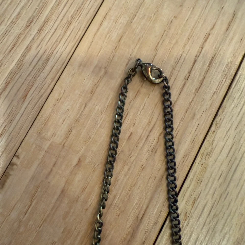 Lots of Costume jewelry gold & silver tones long & short necklaces bundle
